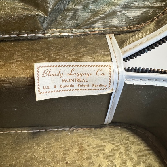 Vintage 60s Blondy travel case, black and white carry-on, hard shell, zipped - Picture 7 of 10